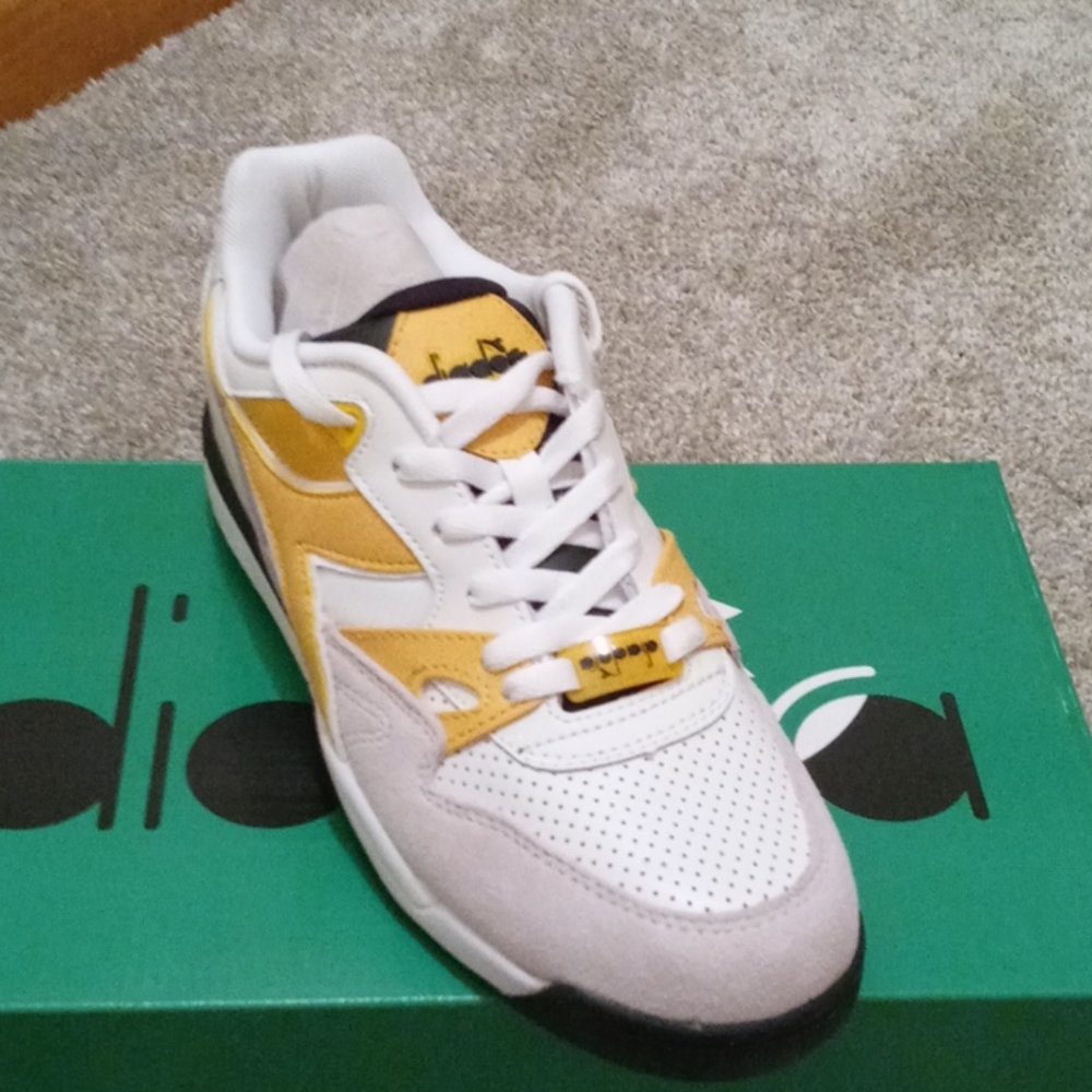 Diadora - Picture 2 of 4